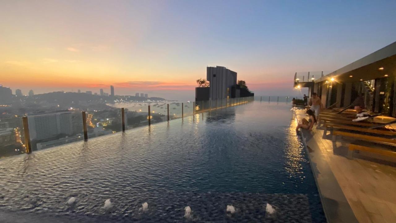 The Base Central Pattaya 2Bed King&Queen Sky Seaview & Infinity Pool Bagian luar foto